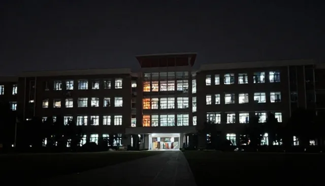 谈判策略：如何优化项目谈判中的沟通效率